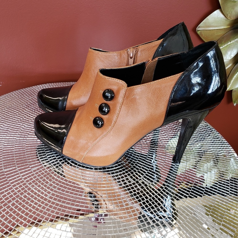 Women's shoes